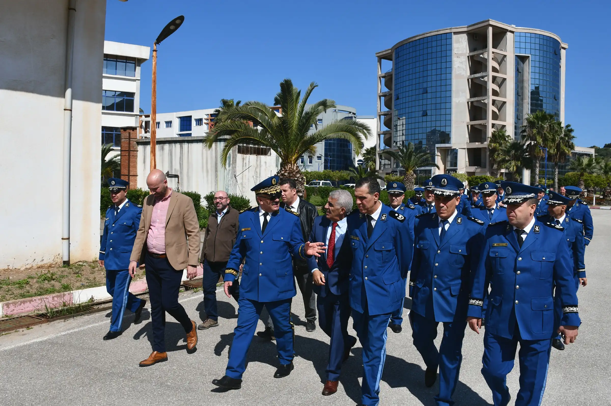 توقيع اتفاقية بين جامعة عبد الرحمان ميرة ببجاية ومديرية الأمن لولاية بجاية 54 Convention univ bejaia surete bejaia 25 03 26 56