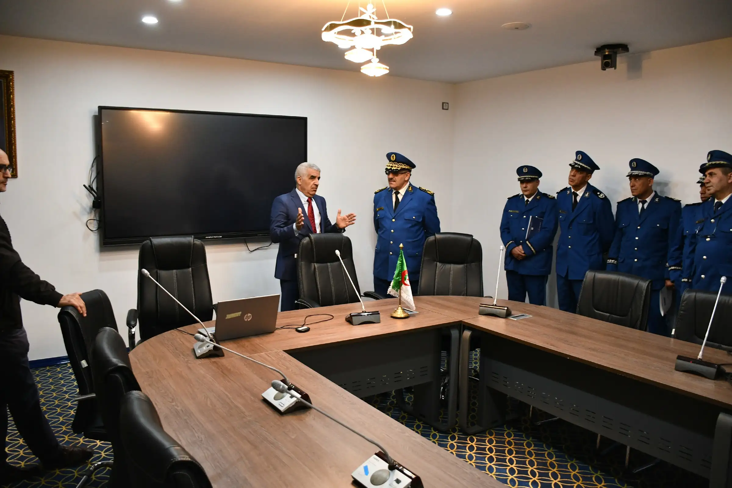 توقيع اتفاقية بين جامعة عبد الرحمان ميرة ببجاية ومديرية الأمن لولاية بجاية 58 Convention univ bejaia surete bejaia 25 03 26 60