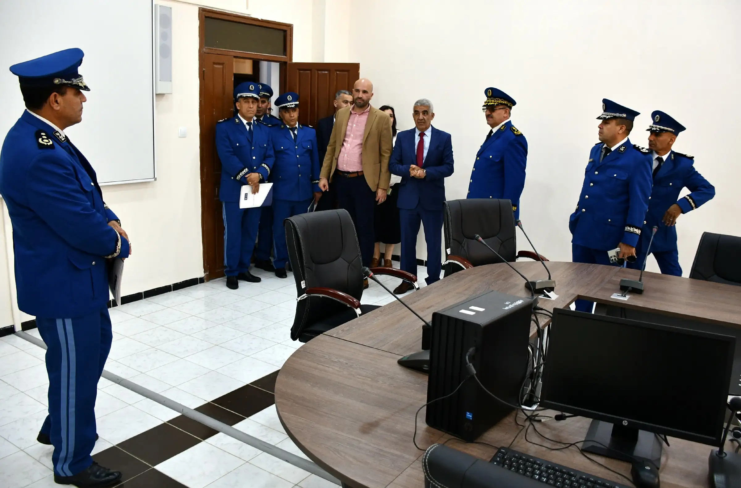 توقيع اتفاقية بين جامعة عبد الرحمان ميرة ببجاية ومديرية الأمن لولاية بجاية 63 Convention univ bejaia surete bejaia 25 03 26 65