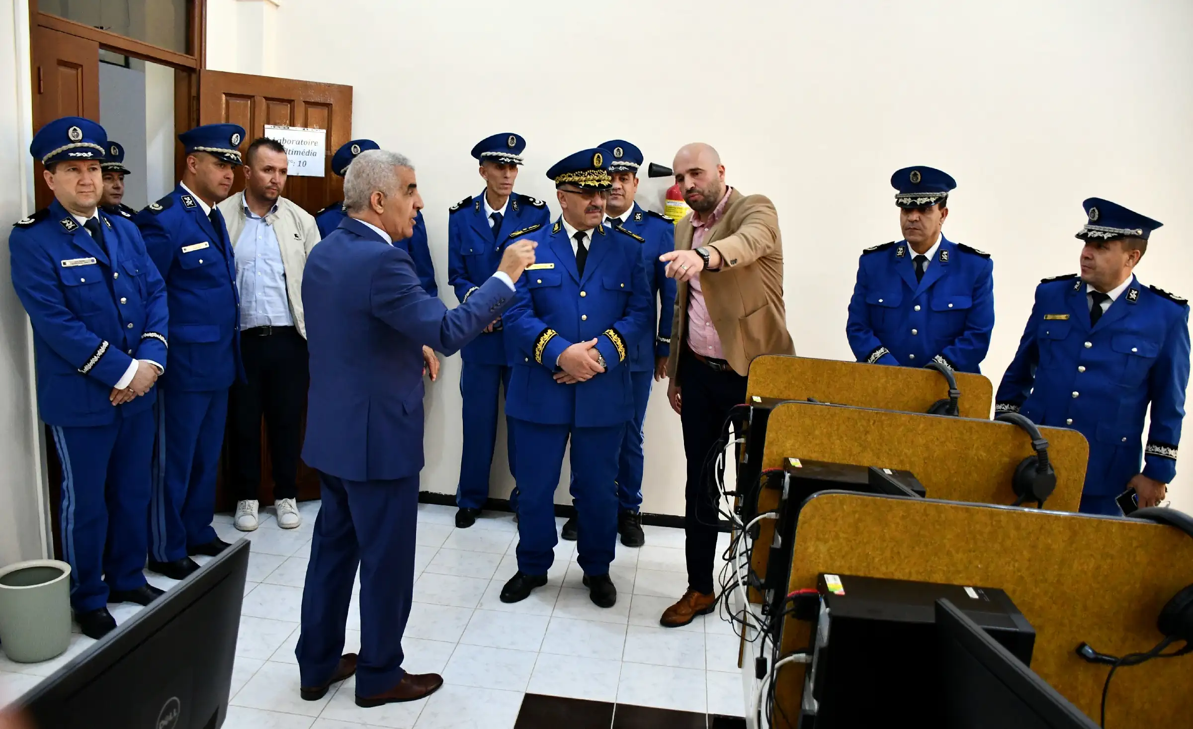 توقيع اتفاقية بين جامعة عبد الرحمان ميرة ببجاية ومديرية الأمن لولاية بجاية 67 Convention univ bejaia surete bejaia 25 03 26 67